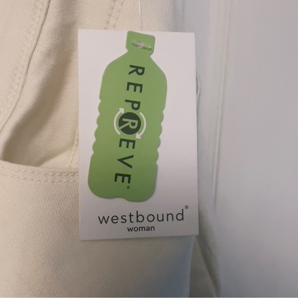 Westbound Jeans 22W S Ivory Parke Ave Fit Mid Rise Boot Cut NWT - Picture 4 of 11